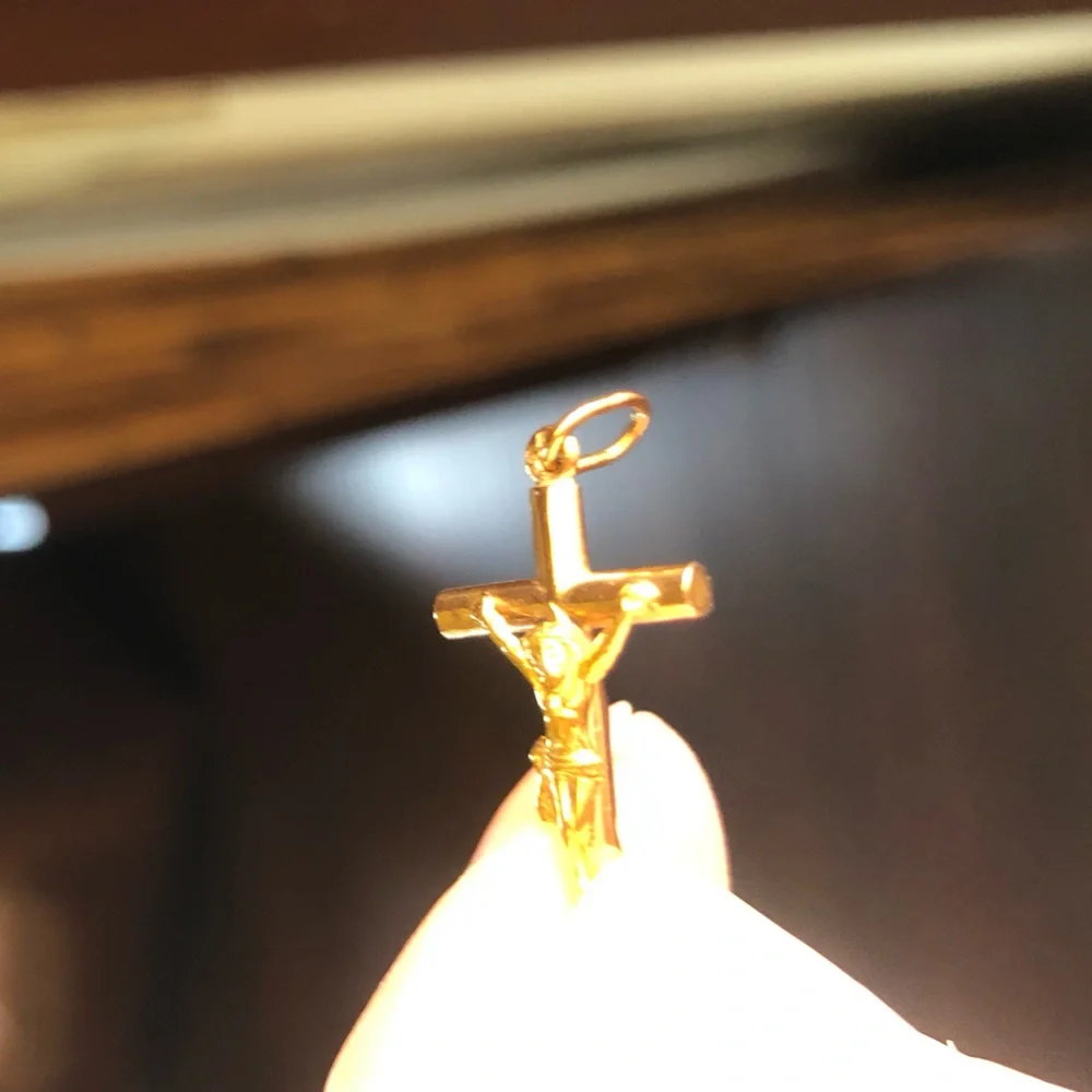Vintage 18K Portuguese Gold Crucifix Cross Pendant Charm - Picture 4 of 7